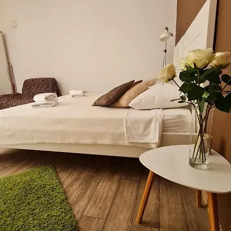 Apartment S