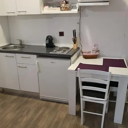 S Apartment *