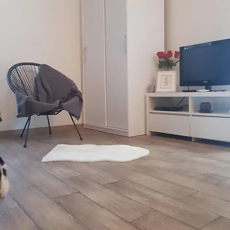 S Apartment *
